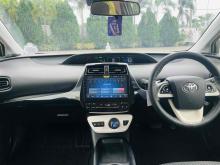 https://riyasewana.com/uploads/toyota-prius-4th-913205424603.jpg