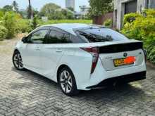 https://riyasewana.com/uploads/toyota-prius-50-161423534482.jpg