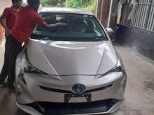 https://riyasewana.com/uploads/toyota-prius-50-2016-118084112152.jpg