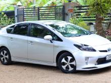 https://riyasewana.com/uploads/toyota-prius-510442917315.jpg