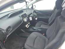 https://riyasewana.com/uploads/toyota-prius-512123022083.jpg