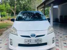 https://riyasewana.com/uploads/toyota-prius-51417254863.jpg