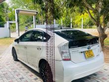 https://riyasewana.com/uploads/toyota-prius-51417536425.jpg