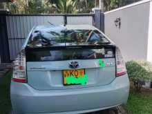 https://riyasewana.com/uploads/toyota-prius-515291322652.jpg