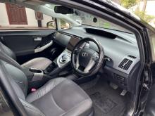 https://riyasewana.com/uploads/toyota-prius-521073317655.jpg