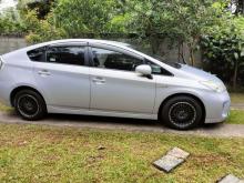 https://riyasewana.com/uploads/toyota-prius-5500596026.jpg