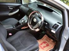 https://riyasewana.com/uploads/toyota-prius-5500596794.jpg