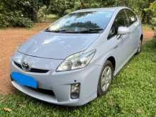 https://riyasewana.com/uploads/toyota-prius-6120449986.jpg