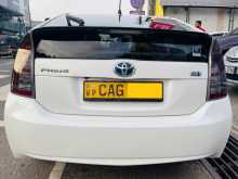 https://riyasewana.com/uploads/toyota-prius-6122312972.jpg