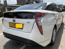 https://riyasewana.com/uploads/toyota-prius-6150706553.jpg