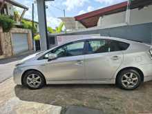 https://riyasewana.com/uploads/toyota-prius-61519174603.jpg