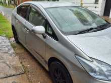 https://riyasewana.com/uploads/toyota-prius-681604432.jpg