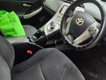 https://riyasewana.com/uploads/toyota-prius-681604555.jpg