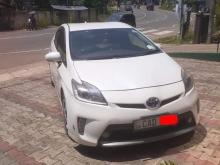 Toyota Prius 2013 Car