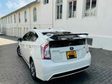https://riyasewana.com/uploads/toyota-prius-714331624233.jpg
