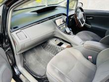 https://riyasewana.com/uploads/toyota-prius-71591124502.jpg