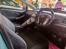 https://riyasewana.com/uploads/toyota-prius-7183046702.jpg