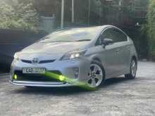 https://riyasewana.com/uploads/toyota-prius-719104922882.jpg