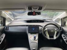 https://riyasewana.com/uploads/toyota-prius-719113224992.jpg