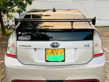 https://riyasewana.com/uploads/toyota-prius-72120124412.jpg