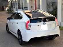https://riyasewana.com/uploads/toyota-prius-721562524582.jpg