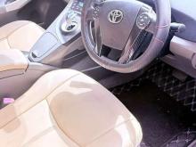 https://riyasewana.com/uploads/toyota-prius-7955556536.jpg