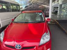 https://riyasewana.com/uploads/toyota-prius-795715384.jpg