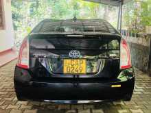 https://riyasewana.com/uploads/toyota-prius-812184322792.jpg