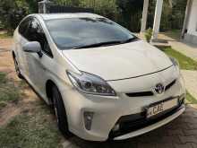 Toyota Prius 2013 Car