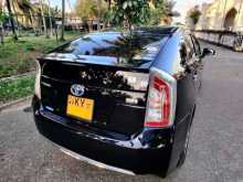 https://riyasewana.com/uploads/toyota-prius-81708244072.jpg