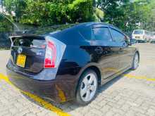 https://riyasewana.com/uploads/toyota-prius-9111524714.jpg