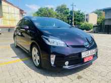 Toyota PRIUS 2013 Car