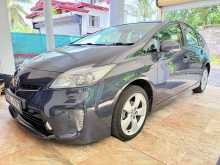 Toyota Prius G Touring Solar 2013 Car