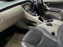 https://riyasewana.com/uploads/toyota-prius-911542022463.jpg