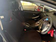 https://riyasewana.com/uploads/toyota-prius-9121612785.jpg