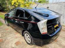 https://riyasewana.com/uploads/toyota-prius-918195722993.jpg