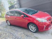 Toyota Prius Alpha 2012 Car