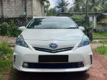 Toyota Prius ALPHA 2013 Car
