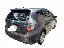 https://riyasewana.com/uploads/toyota-prius-alpha-2014-1014003312622.jpg
