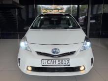 Toyota Prius Alpha CX 2013 Car