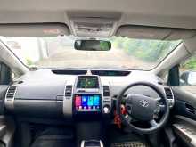 https://riyasewana.com/uploads/toyota-prius-anniversary-2008-18313512273.jpg