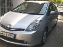 https://riyasewana.com/uploads/toyota-prius-anniversary-31842374672.jpg