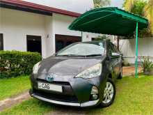 Toyota Prius C Aqua 2014 Car