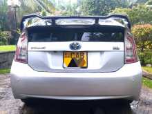 https://riyasewana.com/uploads/toyota-prius-cab-241303294402.jpg