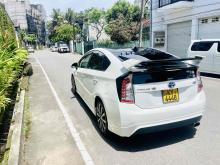 https://riyasewana.com/uploads/toyota-prius-g-1023114524692.jpg