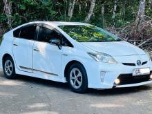 https://riyasewana.com/uploads/toyota-prius-g-111614476566.jpg