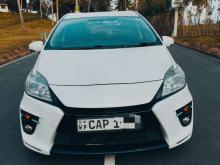https://riyasewana.com/uploads/toyota-prius-g-11342436875.jpg