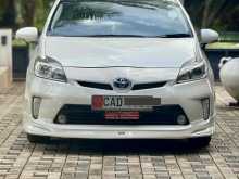 Toyota Prius G 2015 Car