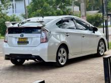https://riyasewana.com/uploads/toyota-prius-g-114545024921.jpg