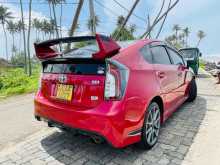 https://riyasewana.com/uploads/toyota-prius-g-121134244273.jpg